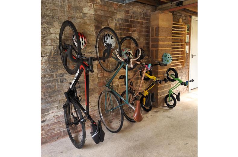 HORNIT Hybrid Bike Holder CLUG Hybrid White - Black HORNIT Hybrid Bike Holder CLUG Hybrid White - Black