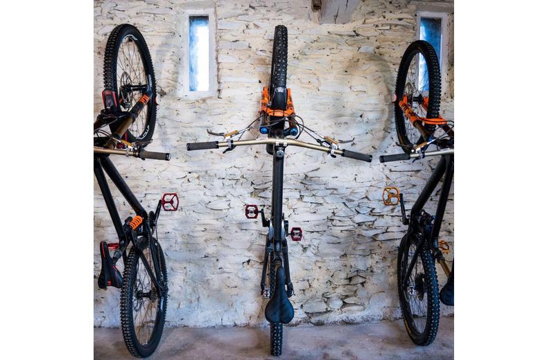 HORNIT MTB Bike Holder CLUG MTB White - Black HORNIT MTB Bike Holder CLUG MTB White - Black