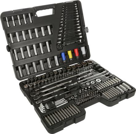 200 piece socket and store ratchet spanner set