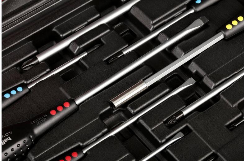 Halfords Advanced 200 Piece Socket and Ratchet Spanner Set & 50pc Screwdriver Set Bundle Halfords Advanced 200 Piece Socket and Ratchet Spanner Set & 50pc Screwdriver Set Bundle