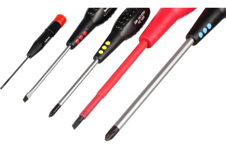 Halfords Advanced 200 Piece Socket and Ratchet Spanner Set & 50pc Screwdriver Set Bundle Halfords Advanced 200 Piece Socket and Ratchet Spanner Set & 50pc Screwdriver Set Bundle