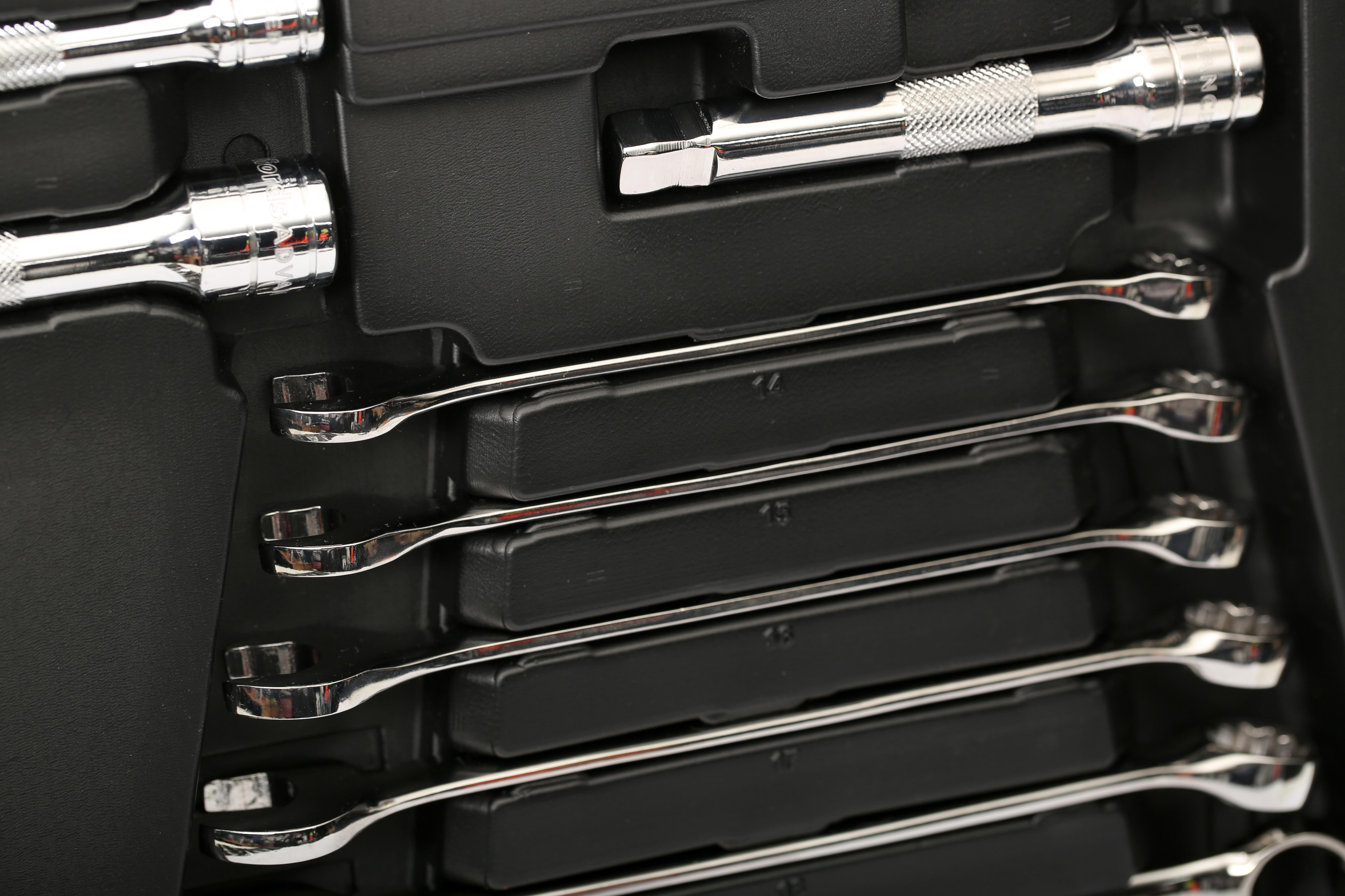 Halfords Advanced 150 Pc Socket & Spanner Set