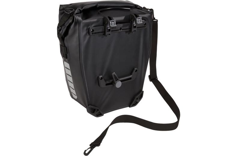 Thule Shield Pannier Bag - Pair 25L Thule Shield Pannier Bag - Pair 25L
