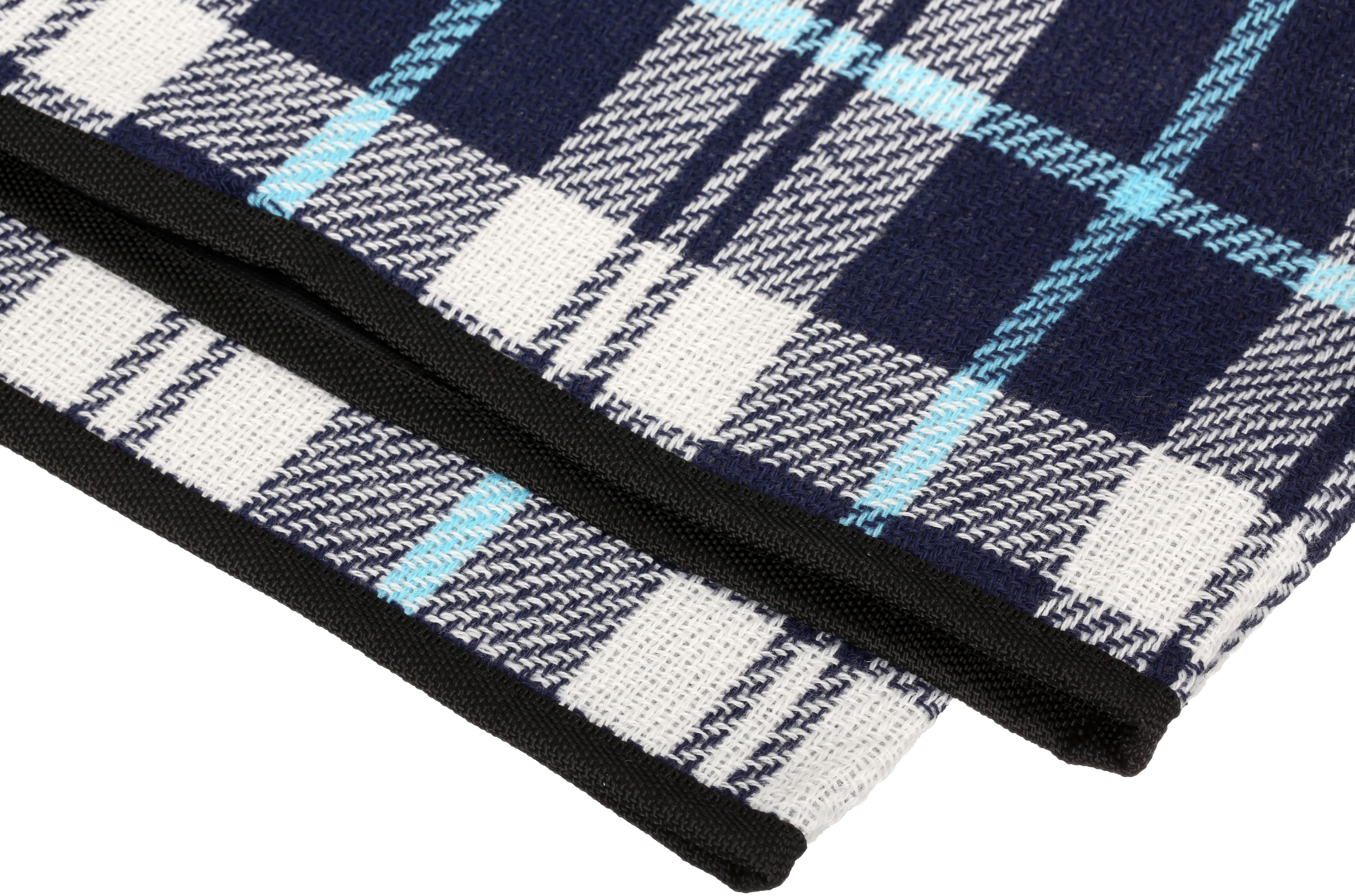 Halfords Waterproof Tartan Picnic Blanket XL