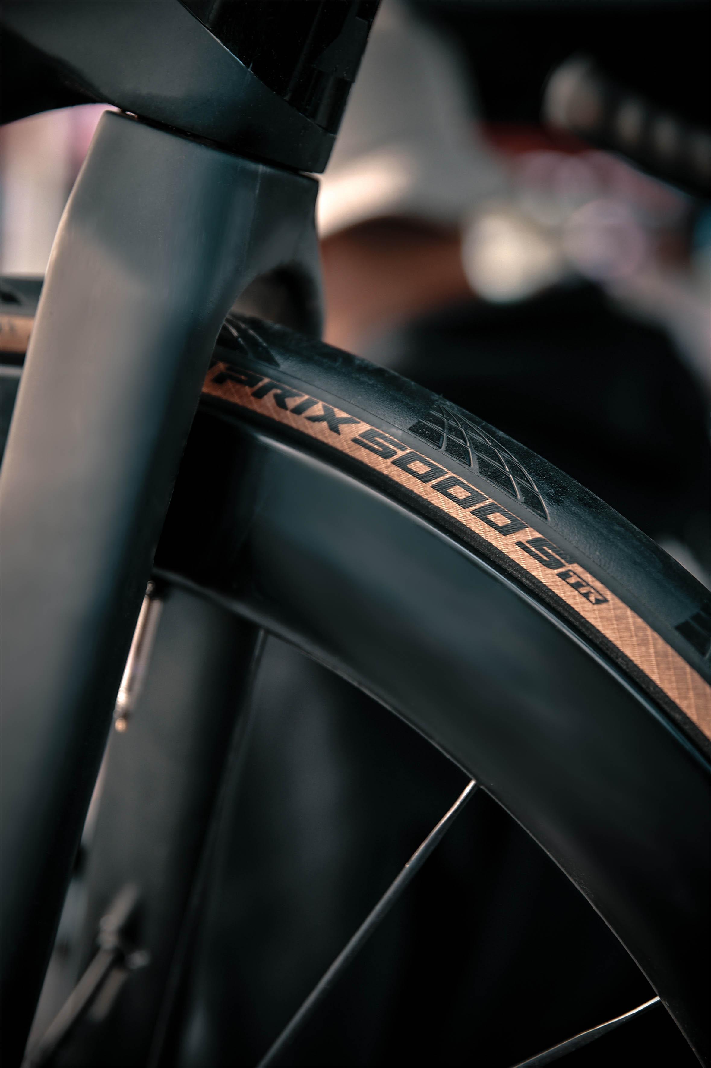 Continental Grand Prix 5000 S TR Tubeless Tyre, Black/Transparent 700x30c