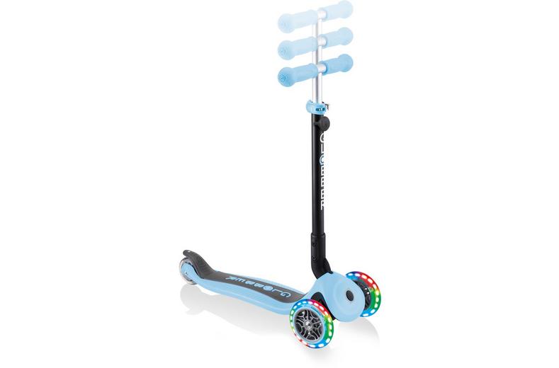 Globber Go Up Baby 360 Lights - Sage Globber Go Up Baby 360 Lights - Sage