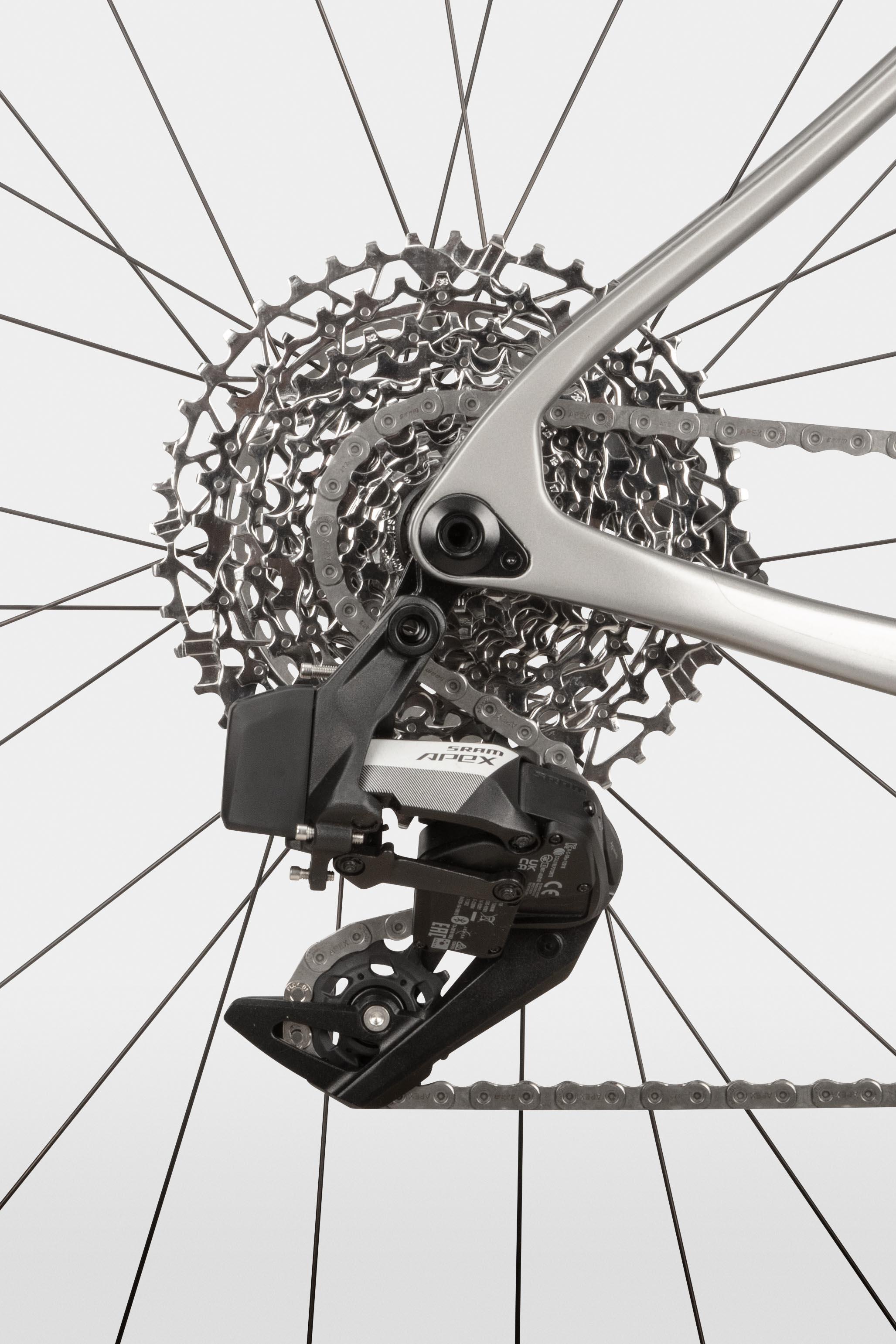 Boardman ADV 9.2 Mens Adventure Bike - S, M, L, XL Frames