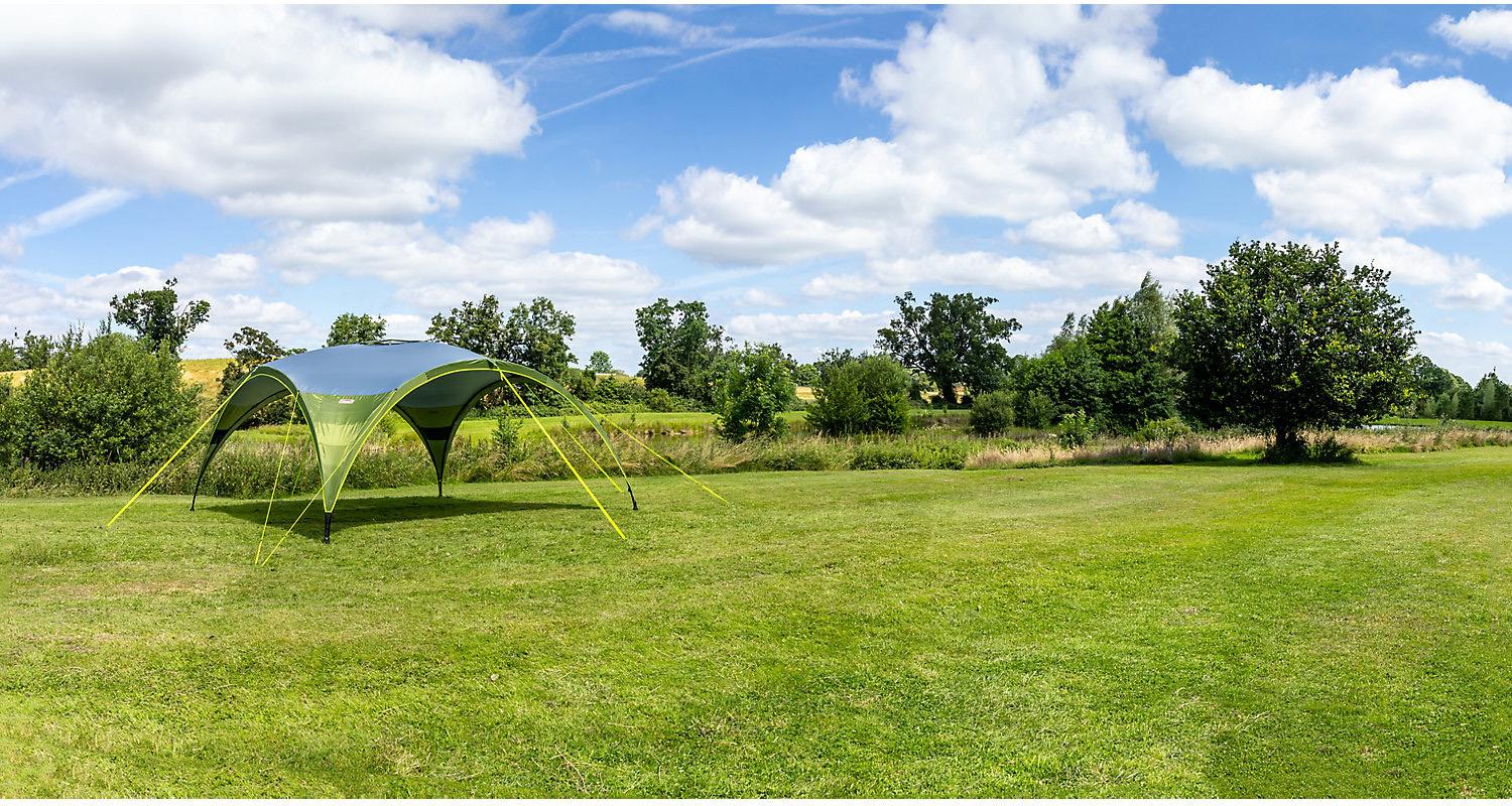 Coleman Event Shelter Perform XL Bundle