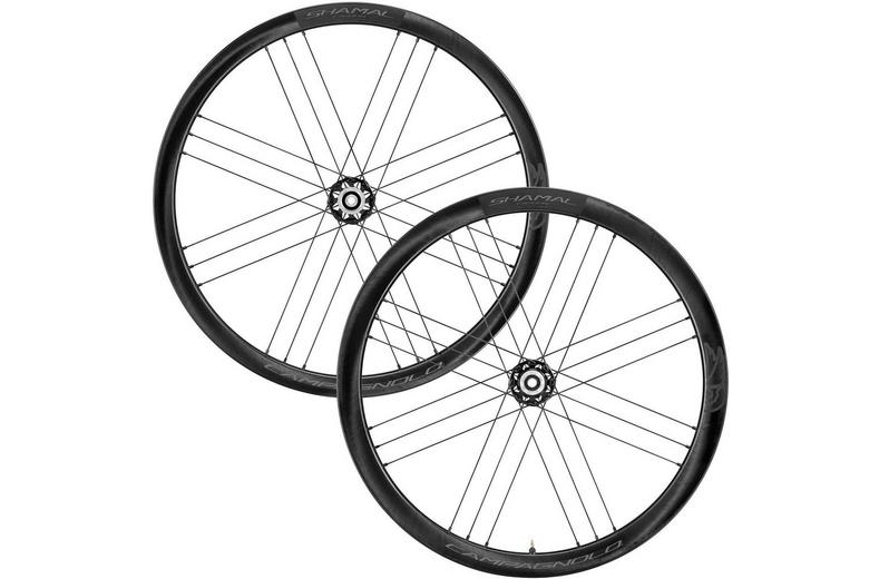Campagnolo Shamal Carbon Disc Brake Wheelset Campagnolo Shamal Carbon Disc Brake Wheelset