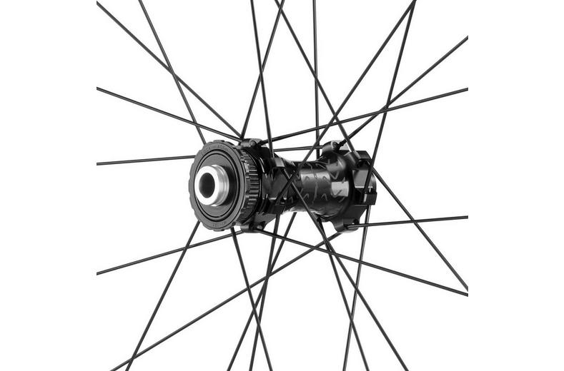 Campagnolo Levante Disc Brake Wheelset Campagnolo Levante Disc Brake Wheelset