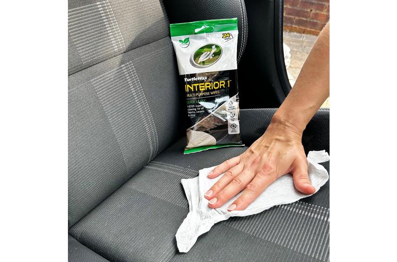 Turtle Wax Interior 1 MP Cleaner Wipes Turtle Wax Interior 1 MP Cleaner Wipes