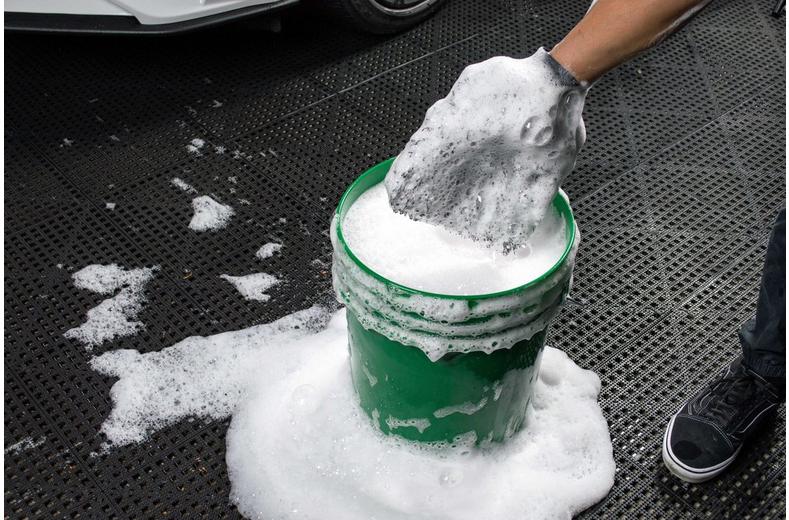 Turtle Wax Plush Microfibre Wash Mitt Turtle Wax Plush Microfibre Wash Mitt