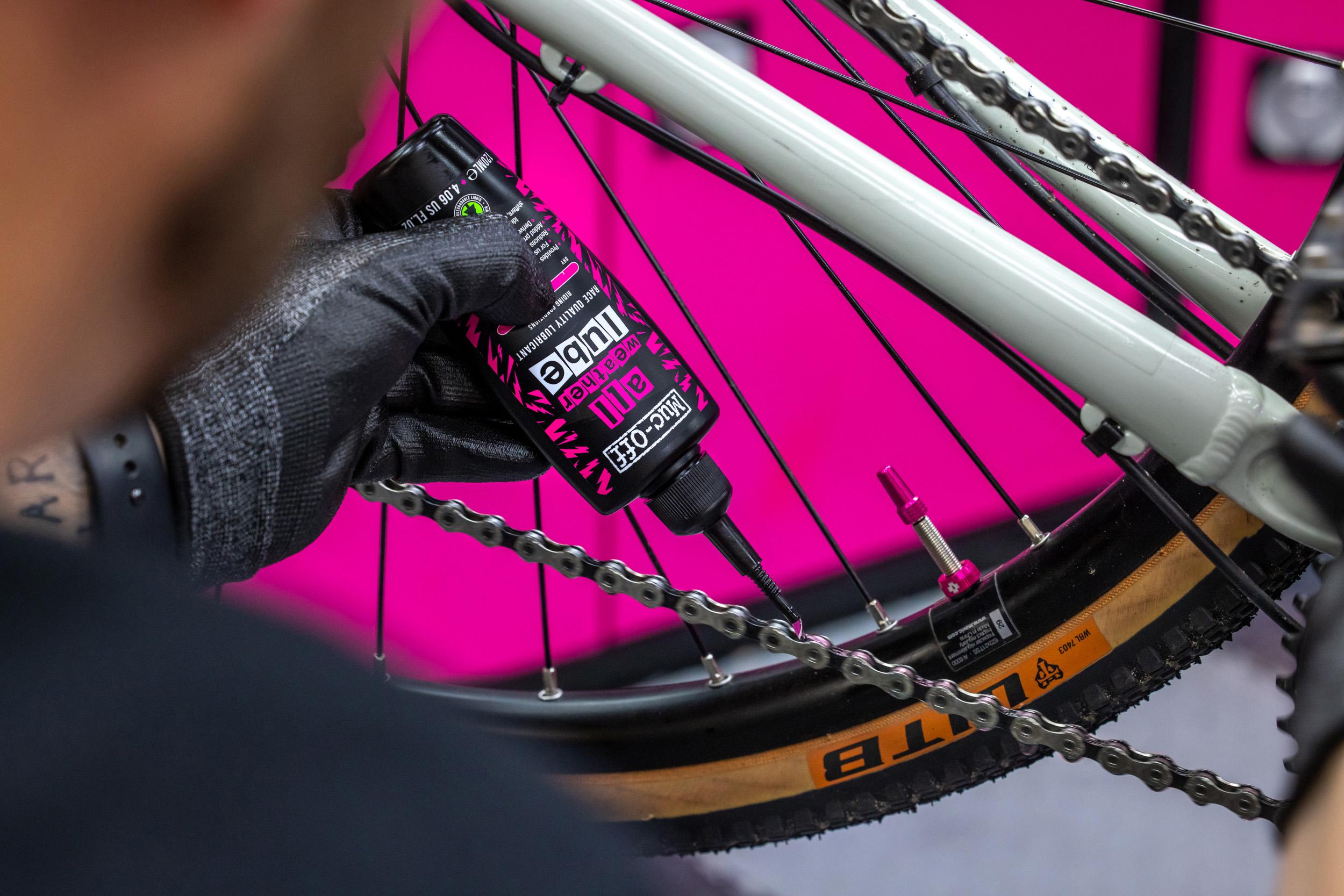 Muc-Off All Weather Chain Lube 120ml Halfords UK
