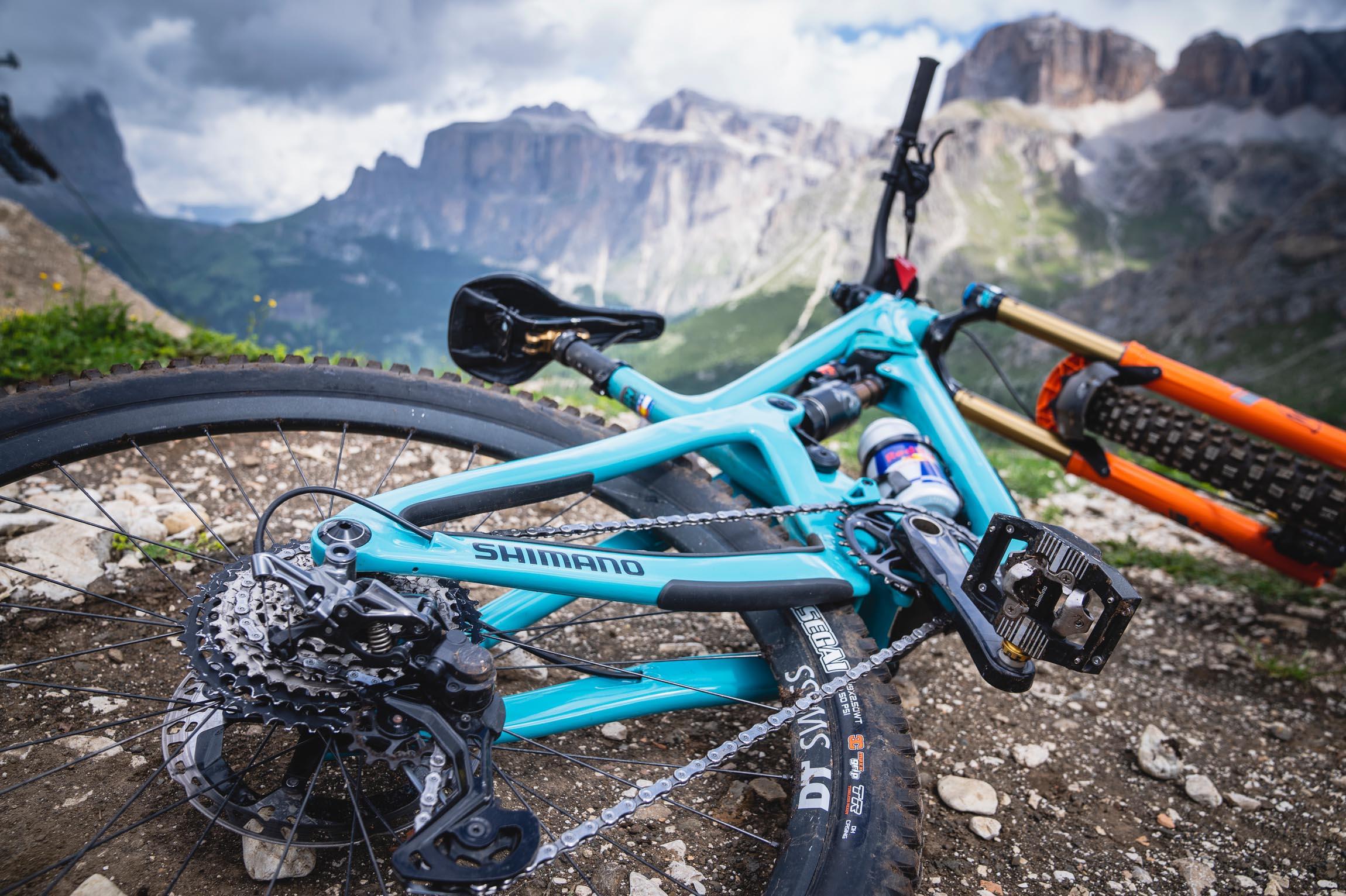 Shimano PD-M821 Saint SPD Pedals