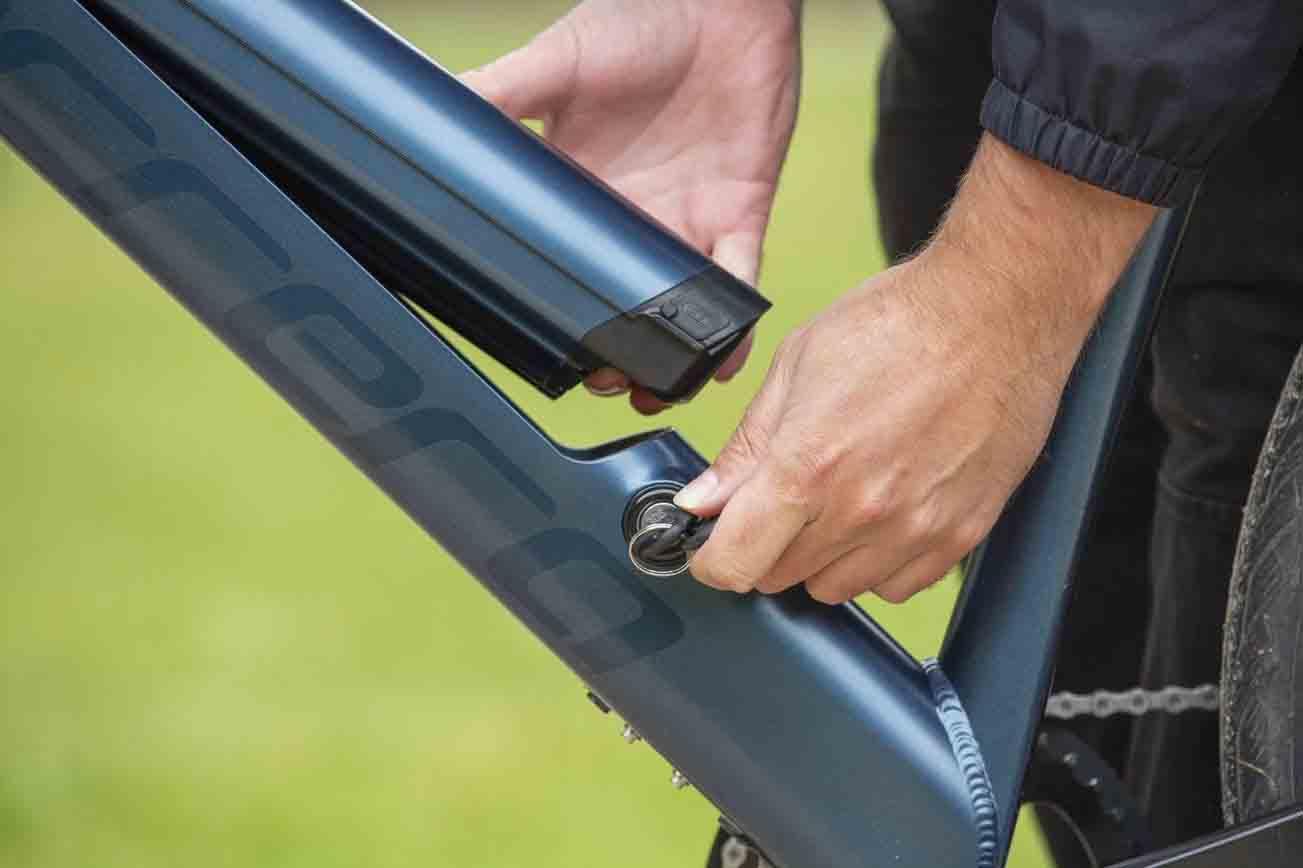 Second Hand Grade A - Carrera impel im-2.1 Electric Hybrid Bike - M, L Frames