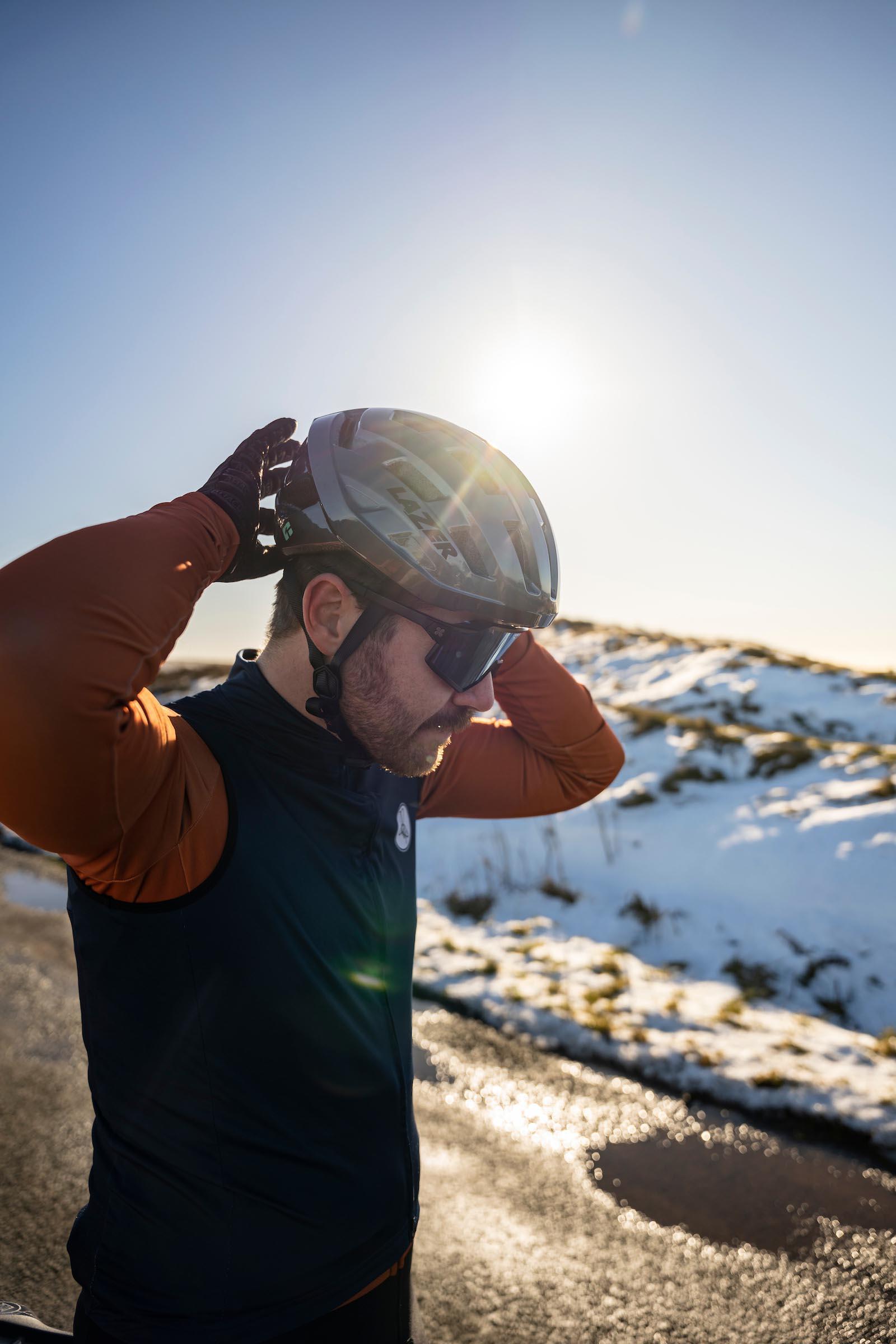 Lazer Tempo KinetiCore Helmet - Black