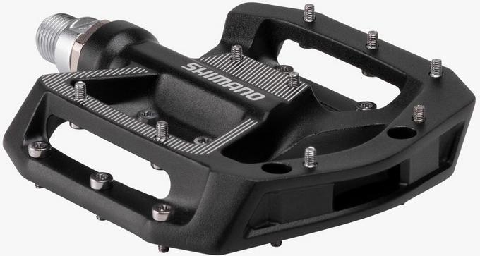 halfords flat pedals