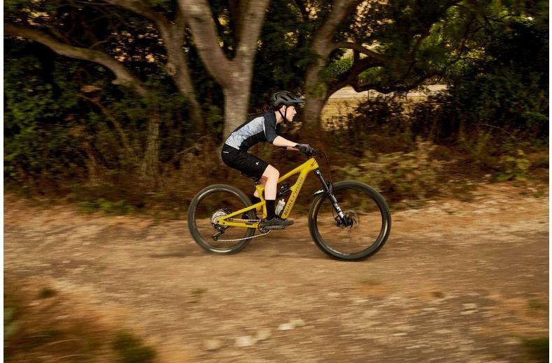 Altura Kielder Lightweight Women's 3/4 Sleeve Jersey Altura Kielder Lightweight Women's 3/4 Sleeve Jersey