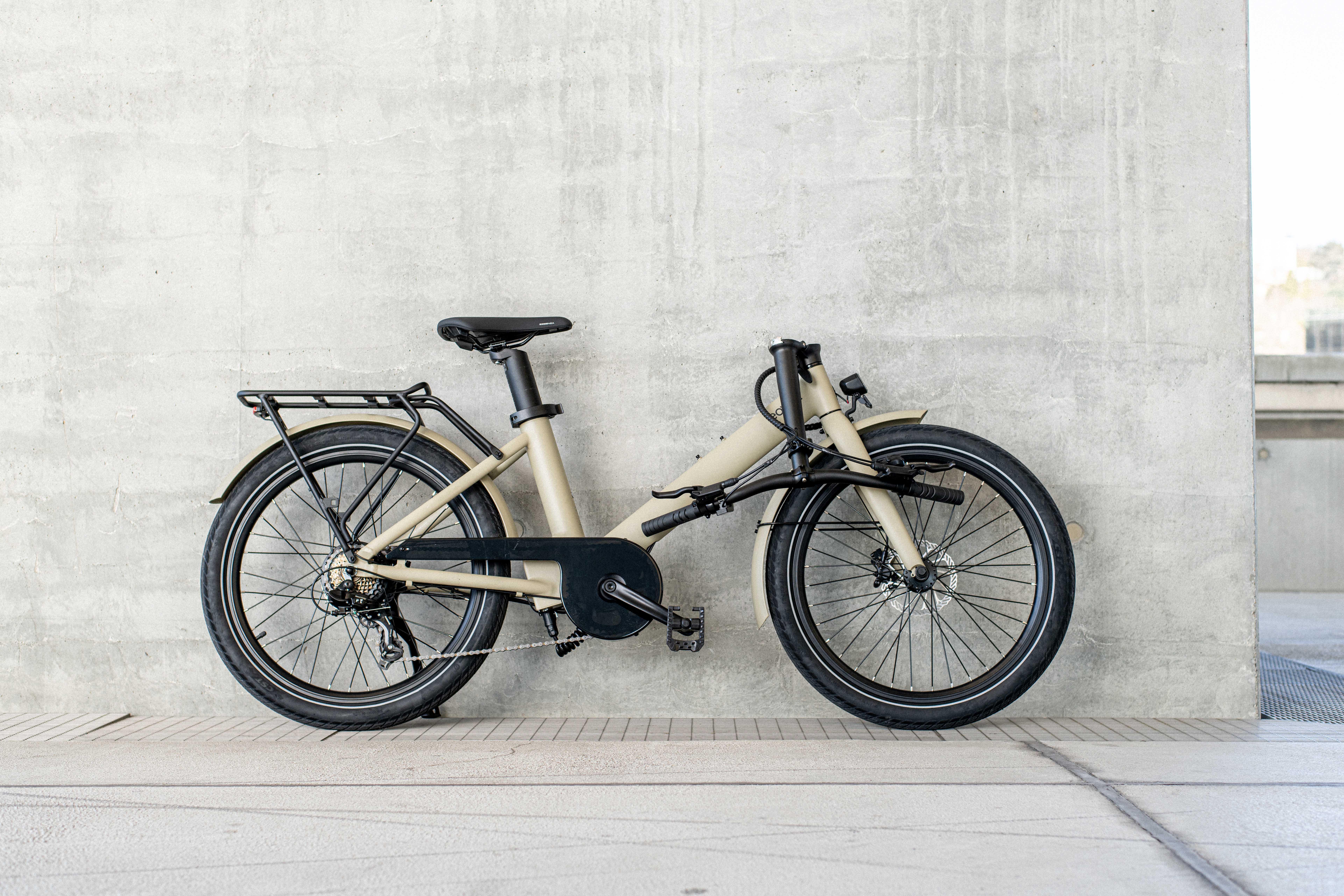 Eovolt Evening Compact Step Through Electric Folding Bike - 24" Wheel
