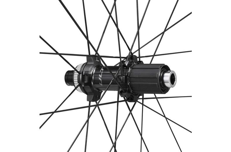 Shimano Ultegra WH-R8170 C60 Carbon Disc Wheel Shimano Ultegra WH-R8170 C60 Carbon Disc Wheel