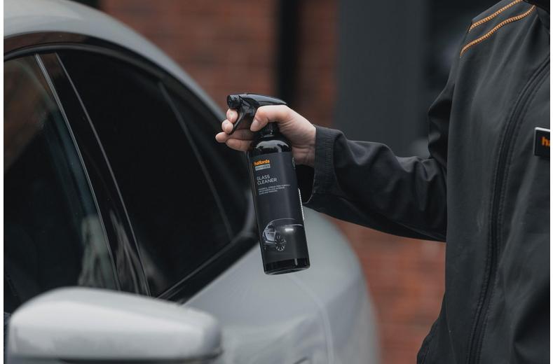 Halfords Advanced Glass Cleaner 500ml Halfords Advanced Glass Cleaner 500ml