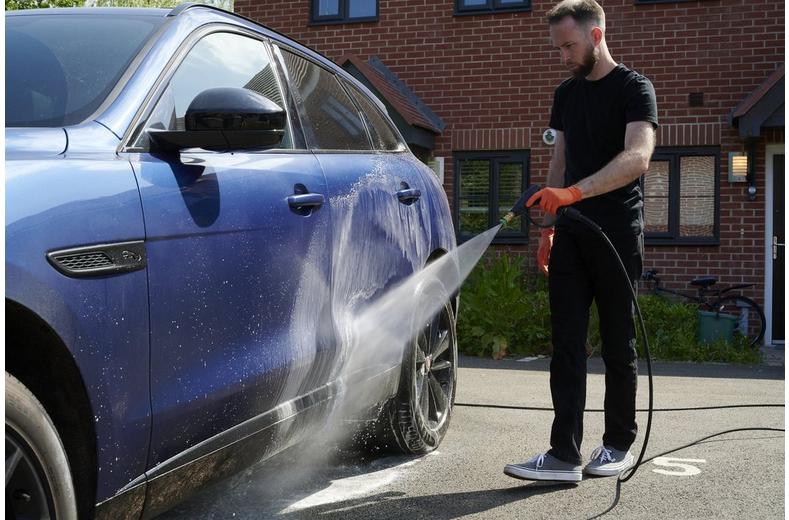 Halfords Advanced Pre Wash Degreaser 500ml Halfords Advanced Pre Wash Degreaser 500ml