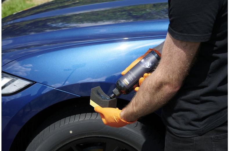 Halfords Advanced Tyre & Trim Gel 500ml Halfords Advanced Tyre & Trim Gel 500ml