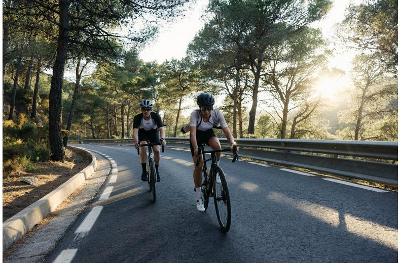 Schwalbe Lugano II K-Guard Wired Road Bike Tyre Schwalbe Lugano II K-Guard Wired Road Bike Tyre