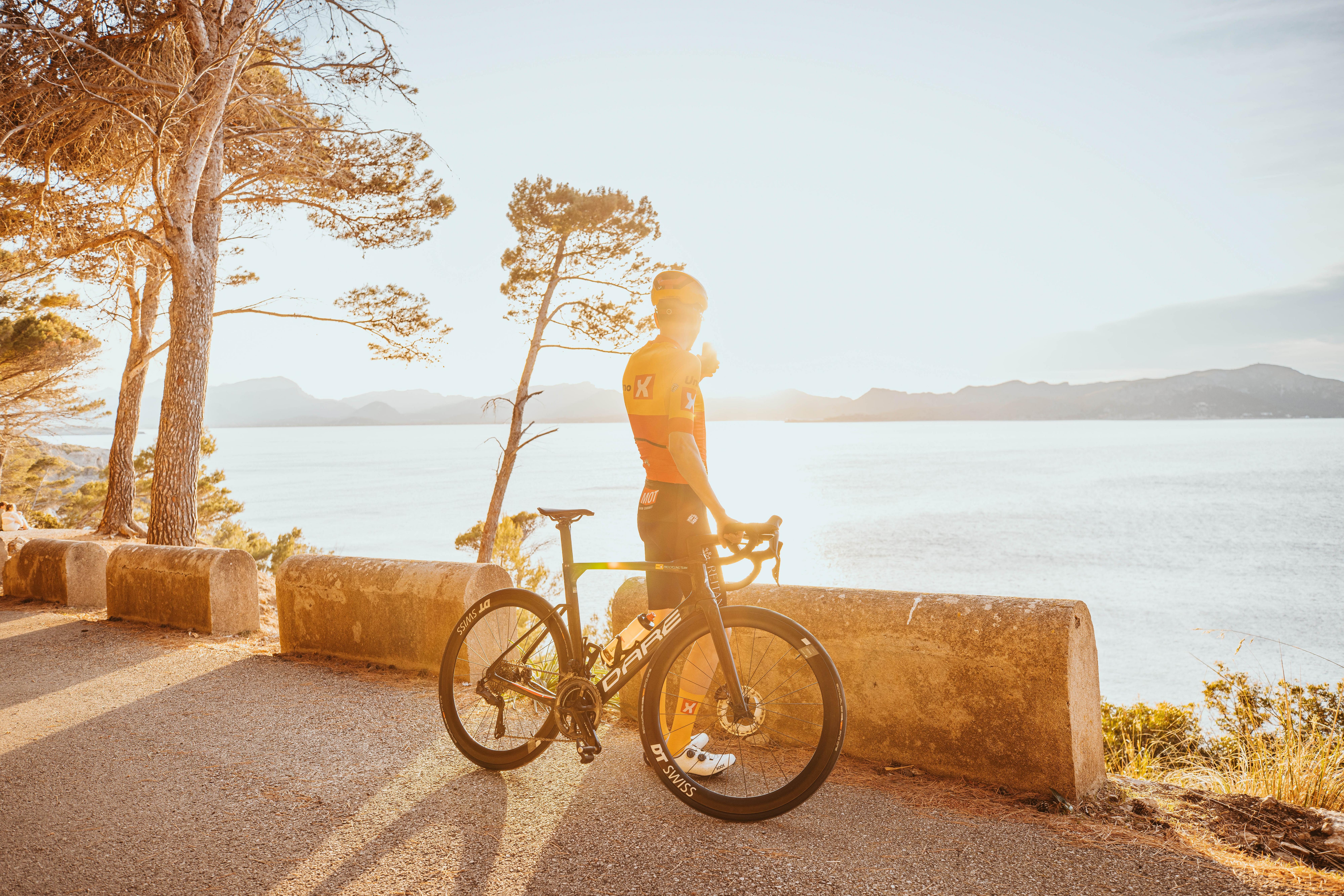 Schwalbe Pro One Super Race V-Guard Road Bike Tyre 700x28c Black