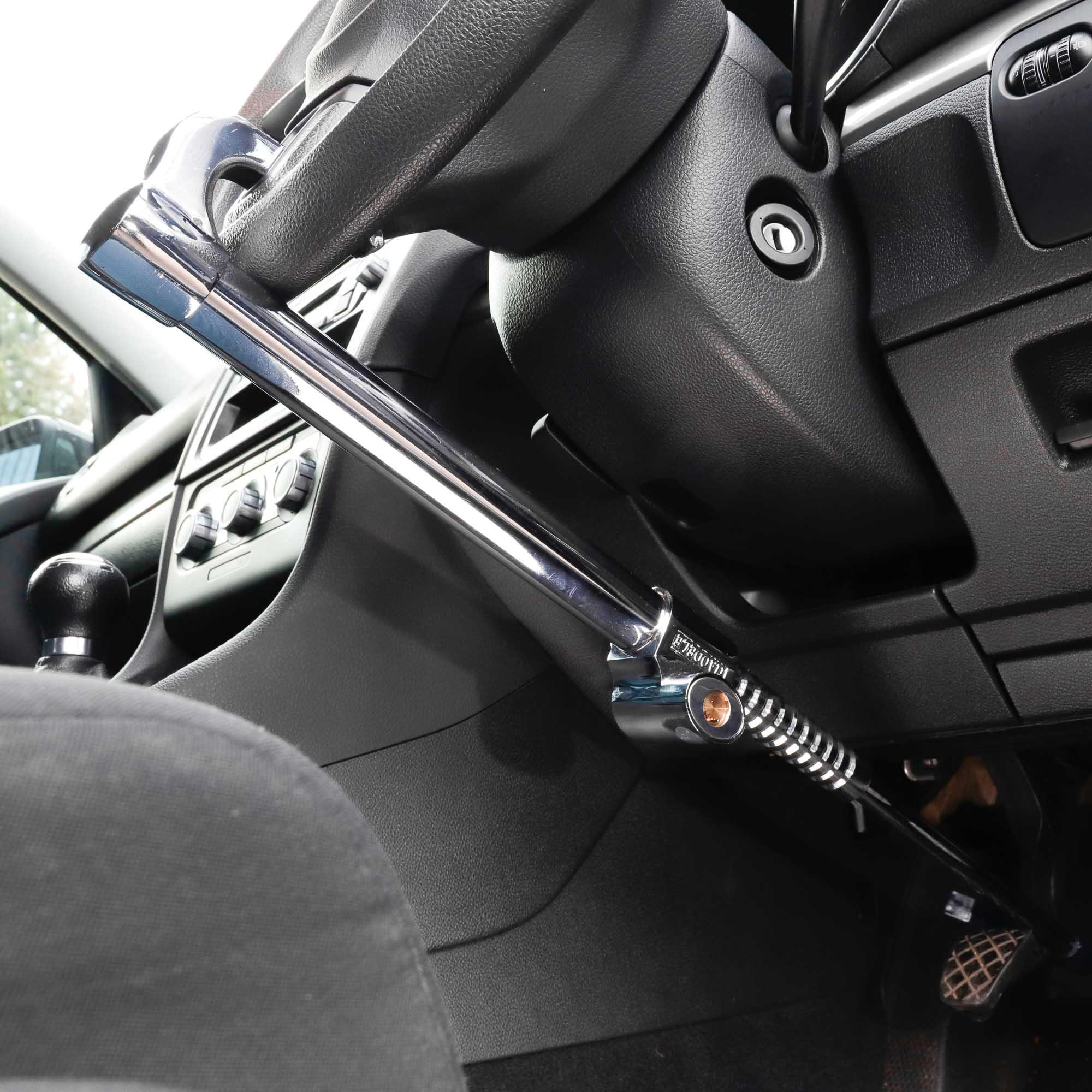 Streetwize Pedal to Steering Wheel Lock