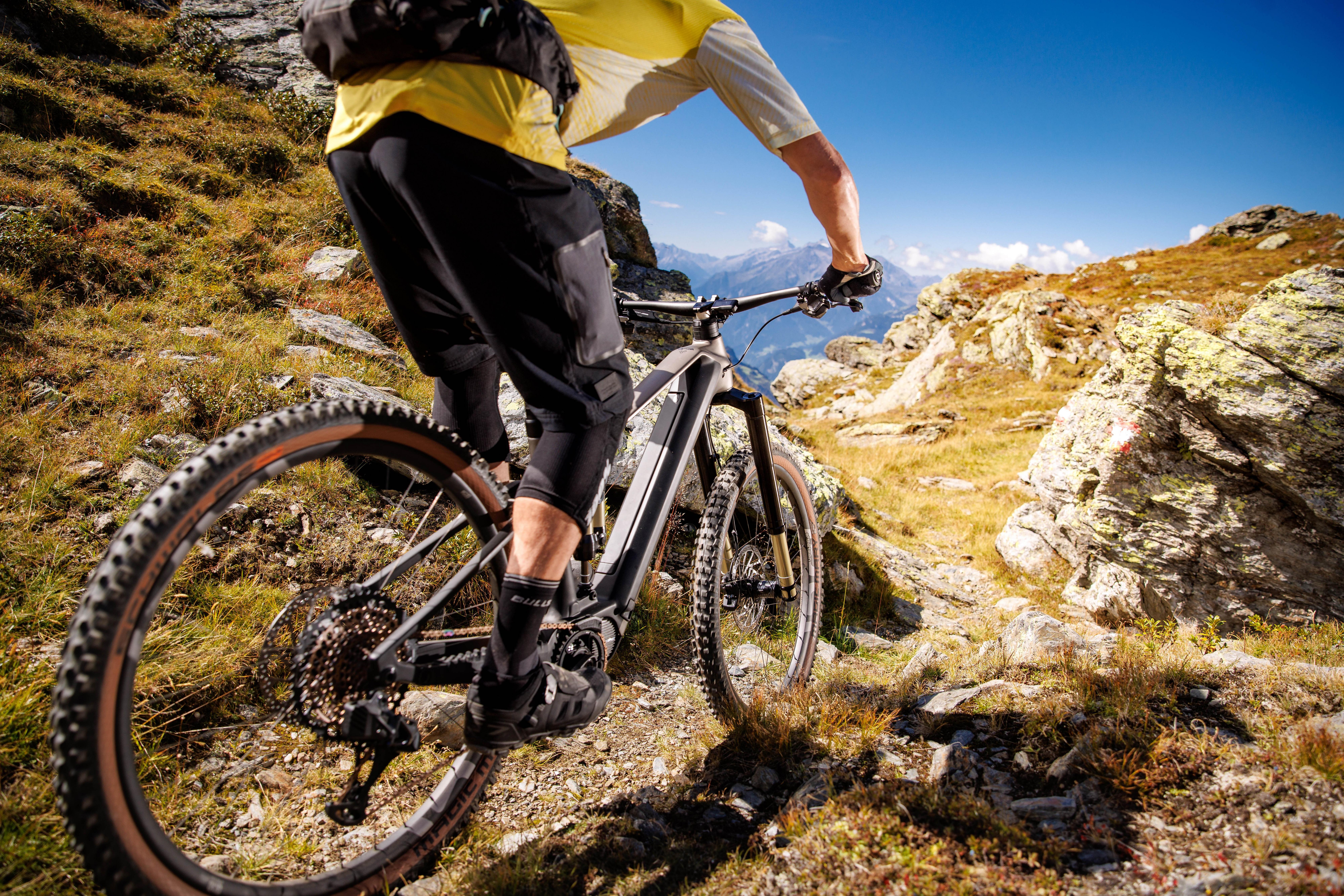 Schwalbe Magic Mary BikePark MTB Wired Tyre 27.5x2.40" Black