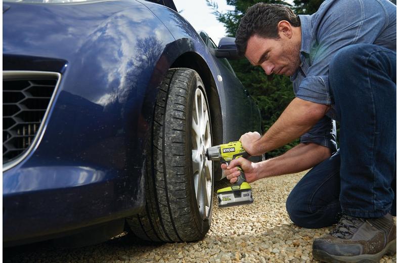 RYOBI 18V ONE+ Impact Wrench Starter Kit RYOBI 18V ONE+ Impact Wrench Starter Kit