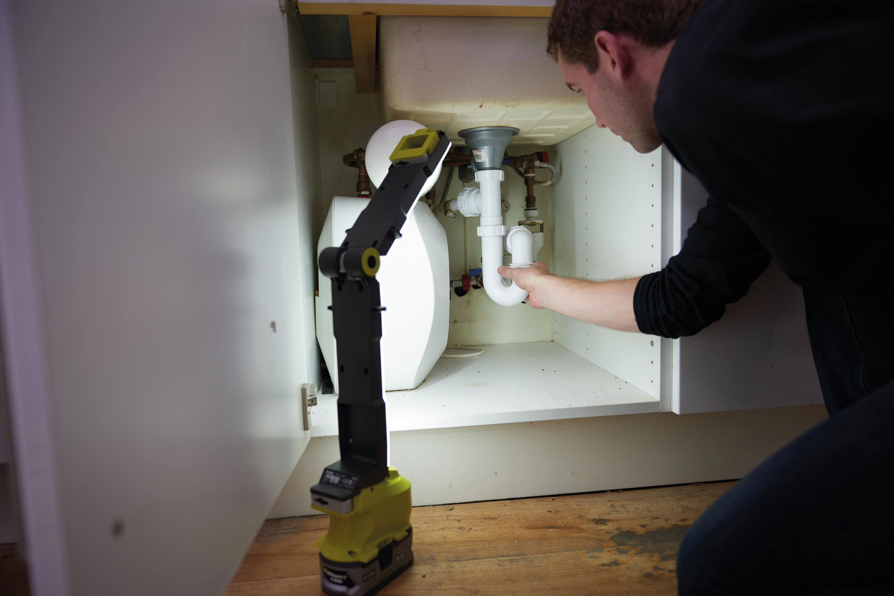 Ryobi 18V ONE+ Folding LED Worklight (Bare Tool)