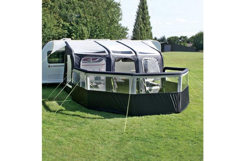 Leisurewize 8000 Inflatable Windbreak Leisurewize 8000 Inflatable Windbreak