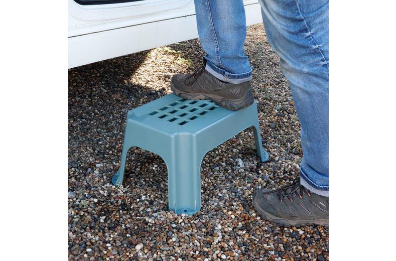 Leisurewize Poly Single Caravan Step Leisurewize Poly Single Caravan Step