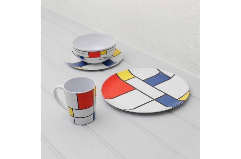 Leisurewize 16 Piece Melamine Set - De Stijl Leisurewize 16 Piece Melamine Set - De Stijl