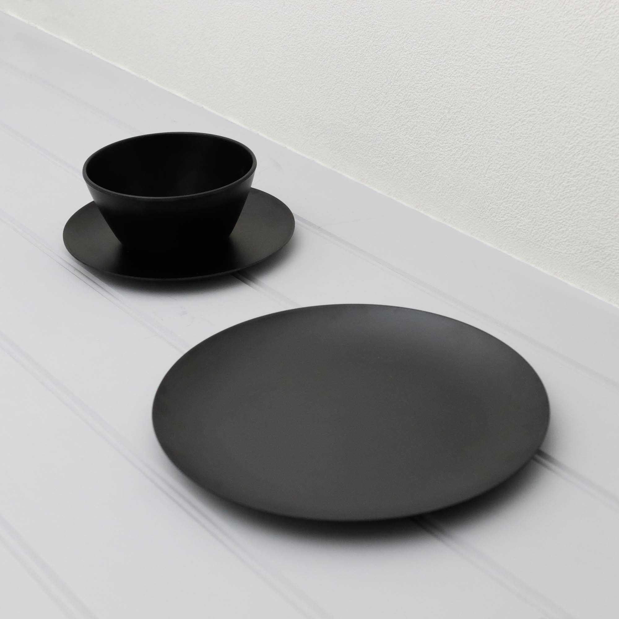 Leisurewize 12 Piece Melamine Set - Shale