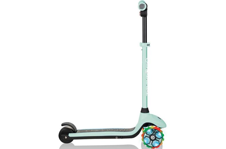 Globber E-Motion 4 Plus Electric Scooter Globber E-Motion 4 Plus Electric Scooter