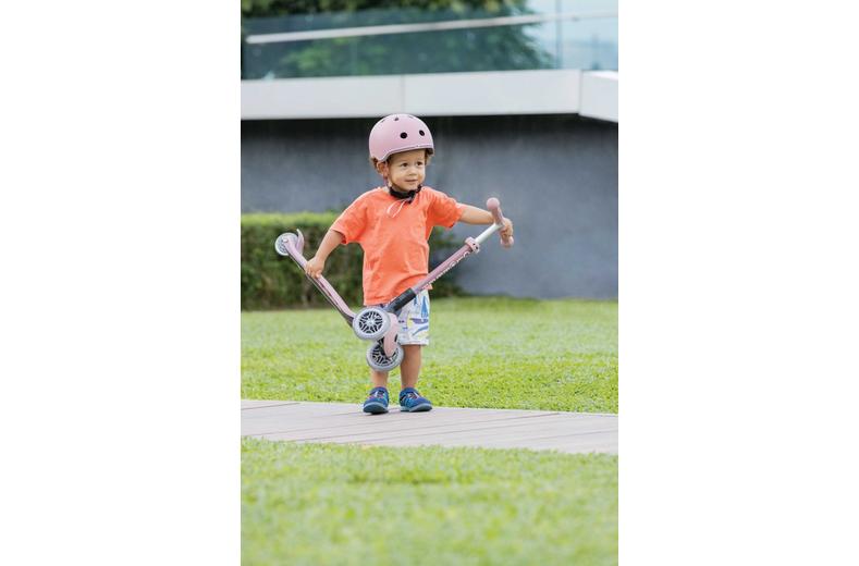 Globber Junior Foldable Lights Eco Kids Scooter Globber Junior Foldable Lights Eco Kids Scooter