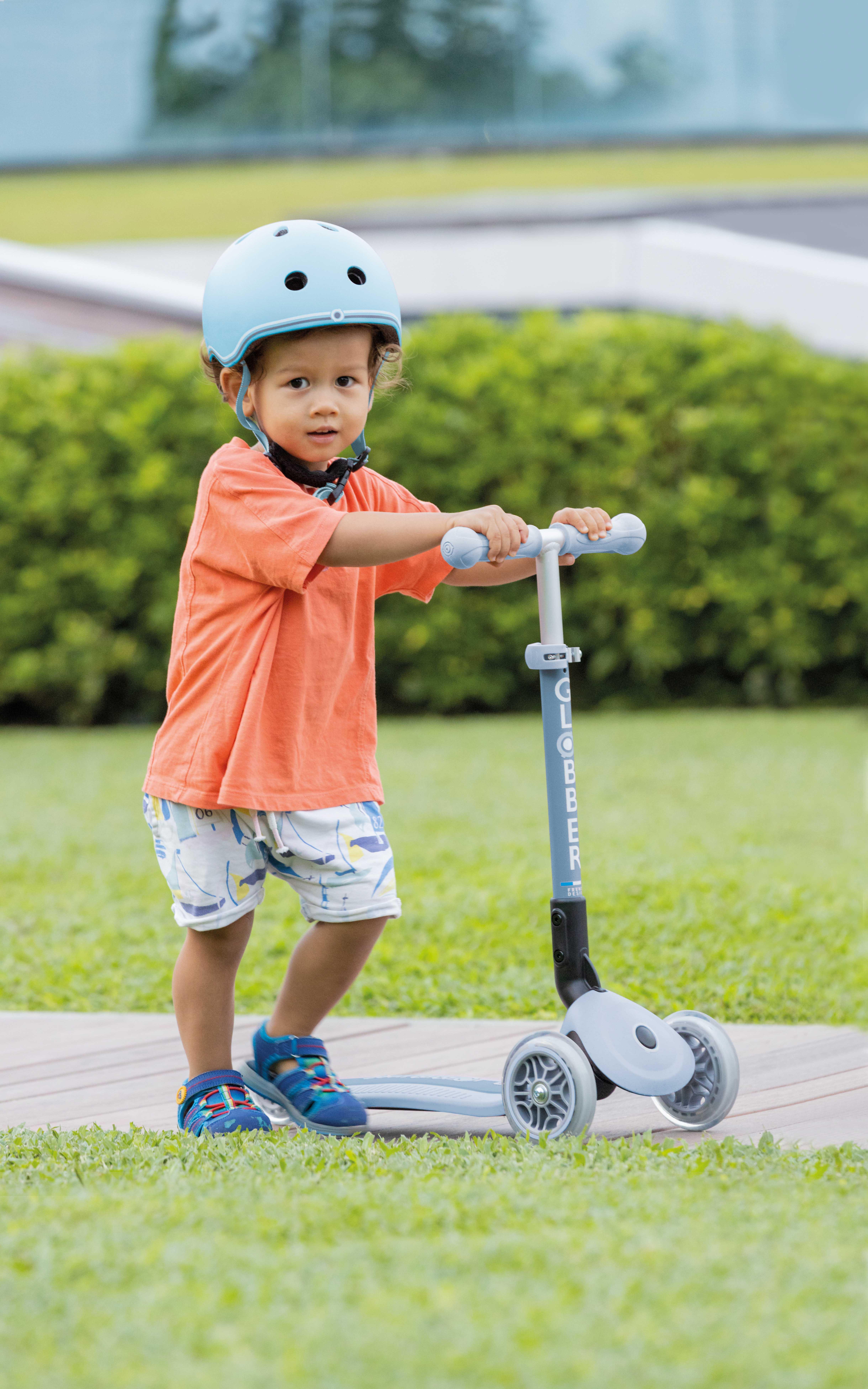 Globber Junior Foldable Lights Eco Kids Scooter