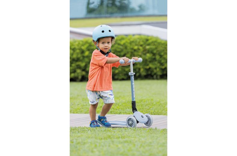 Globber Junior Foldable Lights Eco Kids Scooter Globber Junior Foldable Lights Eco Kids Scooter