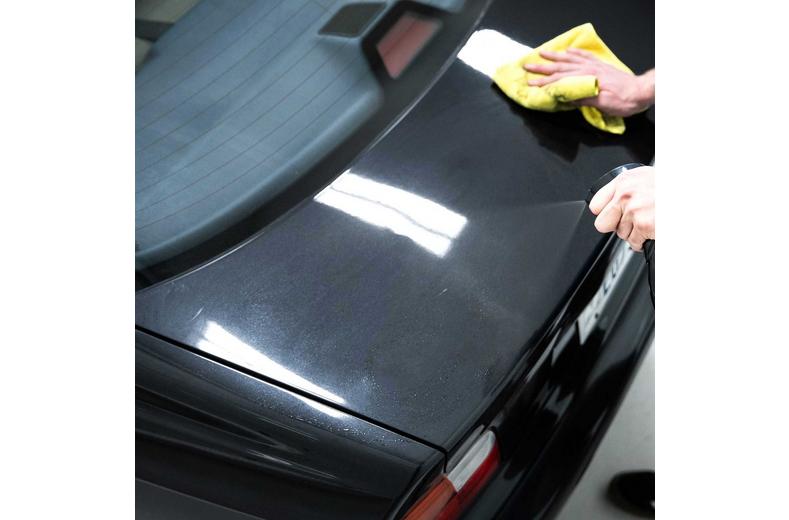 Turtle Wax Hybrid Jet Black Spray Polish 500ML Turtle Wax Hybrid Jet Black Spray Polish 500ML