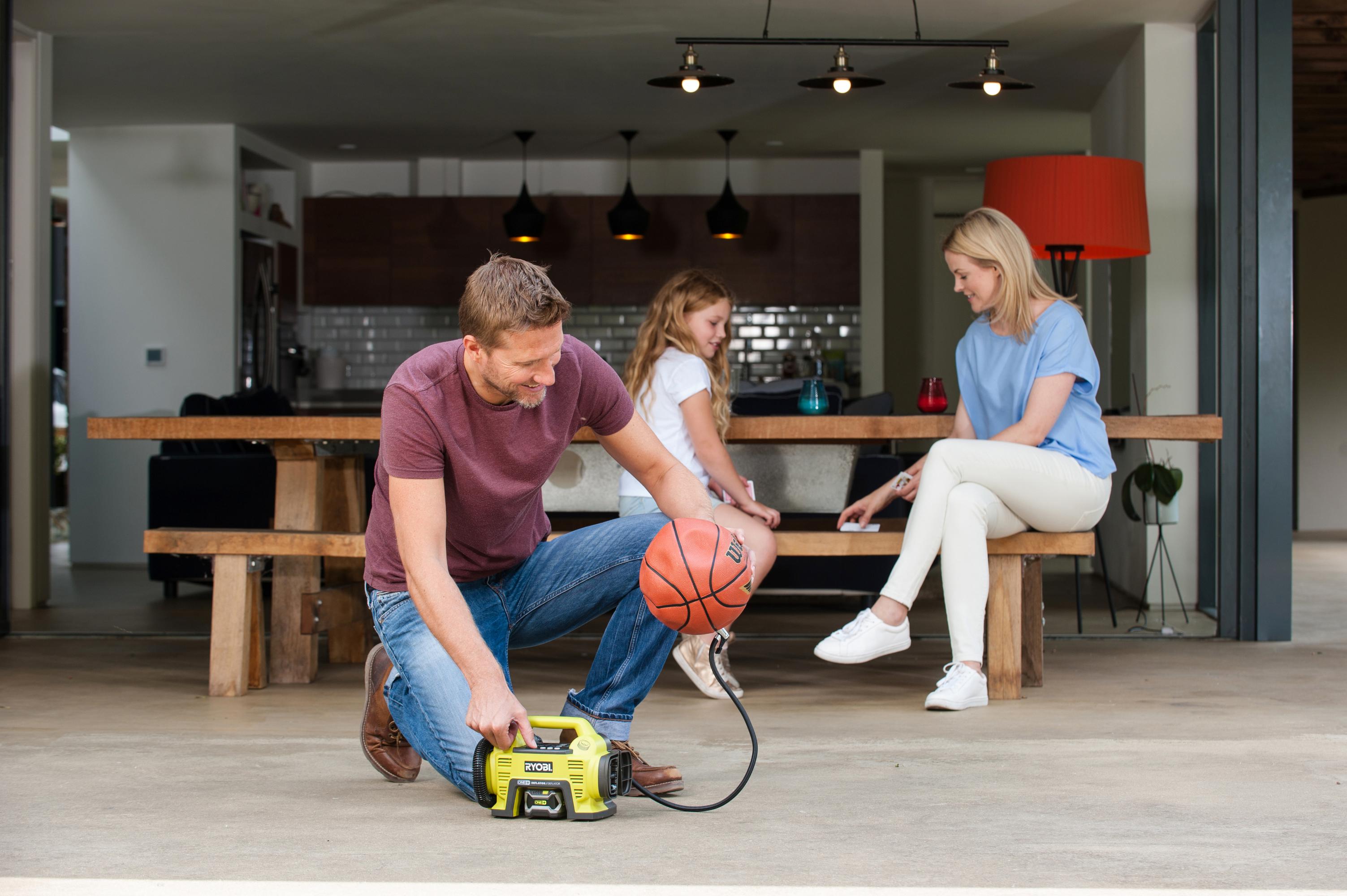 Ryobi 18V ONE+ Inflator (Bare Tool)