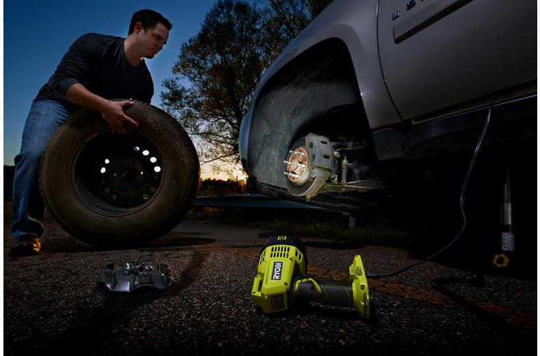 Ryobi 18V ONE+ LED Spotlight (Bare Tool) Ryobi 18V ONE+ LED Spotlight (Bare Tool)