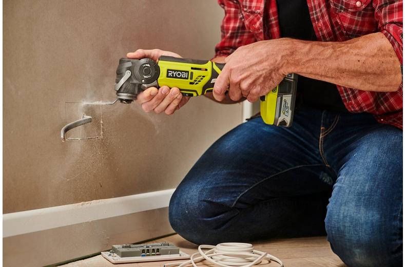 Ryobi 18V ONE+ Multi-Tool (Bare Tool) Ryobi 18V ONE+ Multi-Tool (Bare Tool)