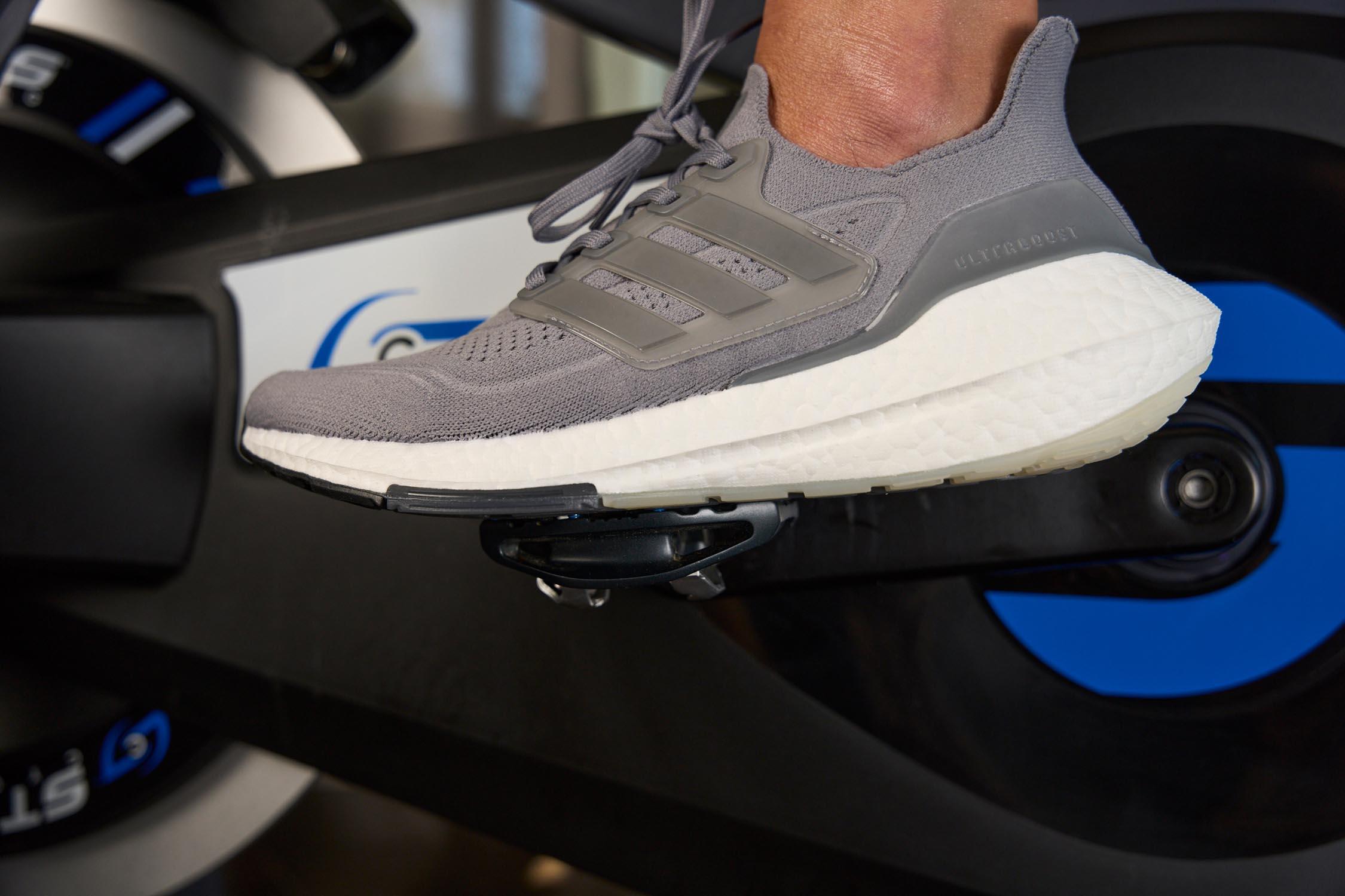 Shimano PD-EH500 SPD Pedals With Cleats