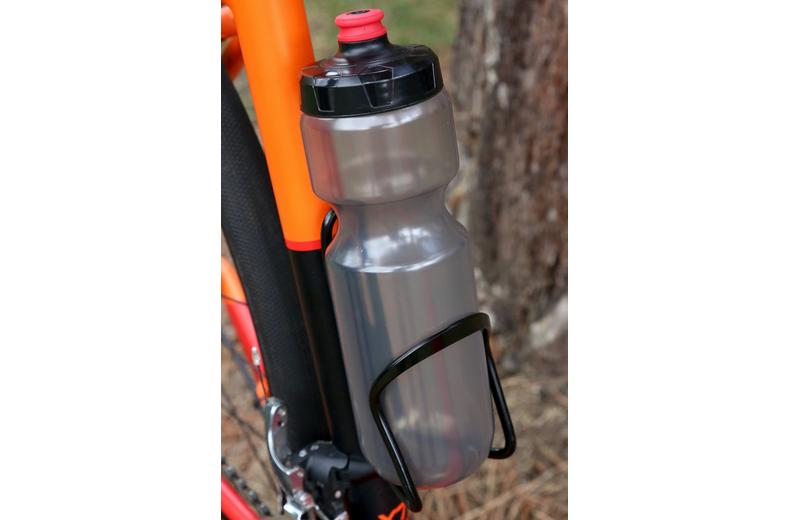 Halfords Alloy Water Bottle Cage - Black Halfords Alloy Water Bottle Cage - Black