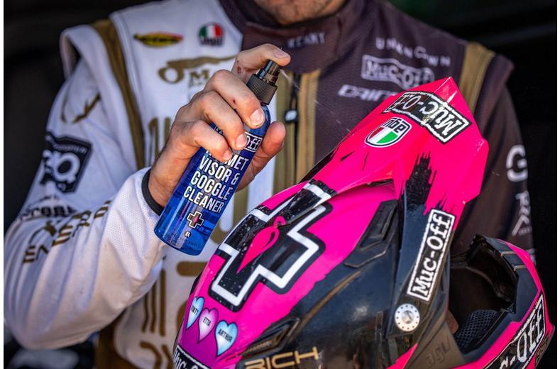 Muc-Off Helmet and Visor Cleaner Refill - 250ml Muc-Off Helmet and Visor Cleaner Refill - 250ml