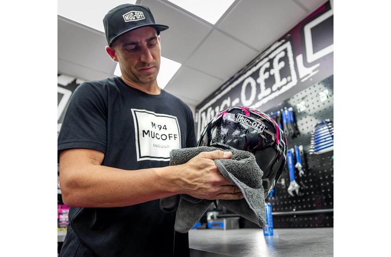 Muc-Off Helmet and Visor Cleaner Refill - 250ml Muc-Off Helmet and Visor Cleaner Refill - 250ml