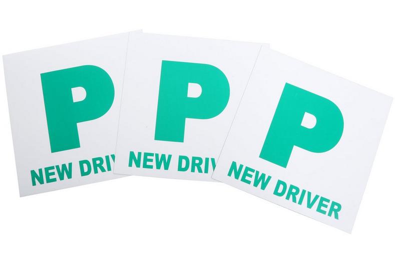 Halfords Magnetic P Plates x3 Halfords Magnetic P Plates x3